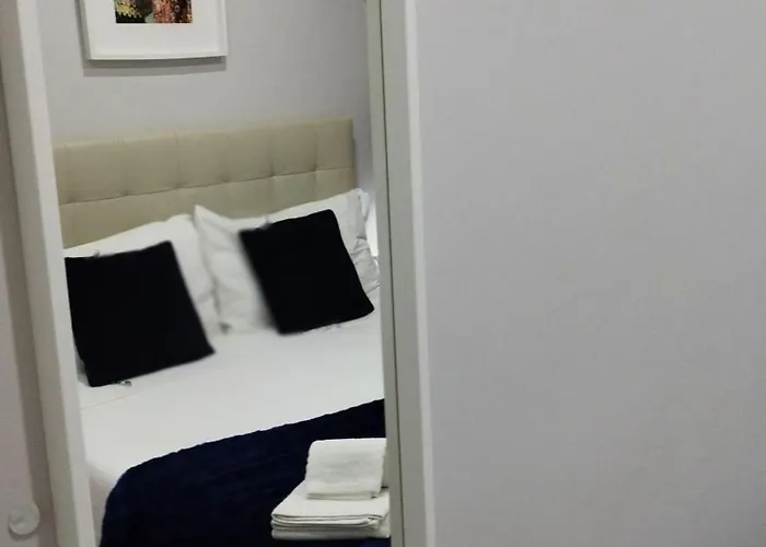 Ferhouse Dreams-farilhoes Apartment *